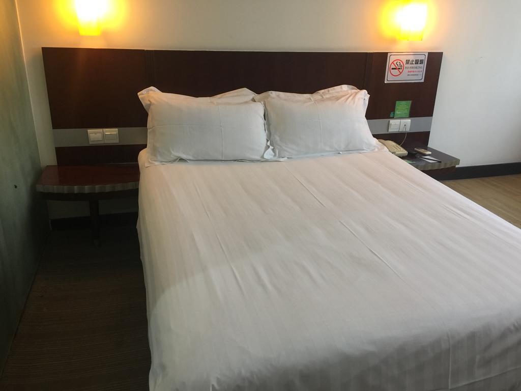 Jinjiang Inn Shenzhen Huaqiang North Kültér fotó